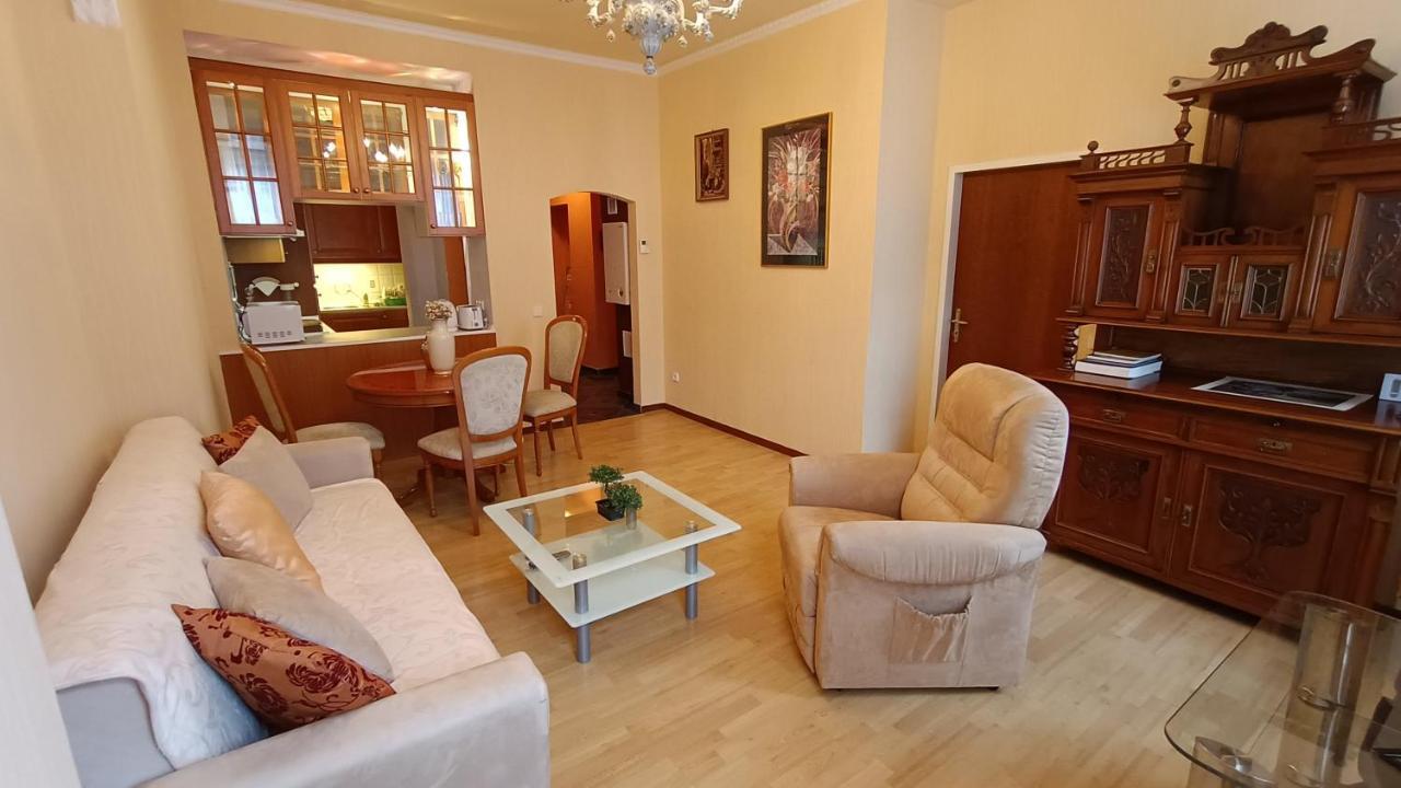 Apartments Stubsi With Colonnade View Karlovy Vary Exterior foto